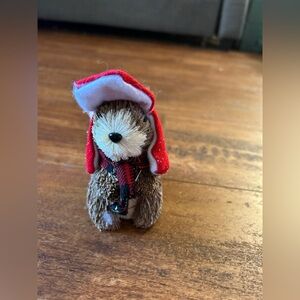 Charming Brown and Red chipmunk Decor Figurine